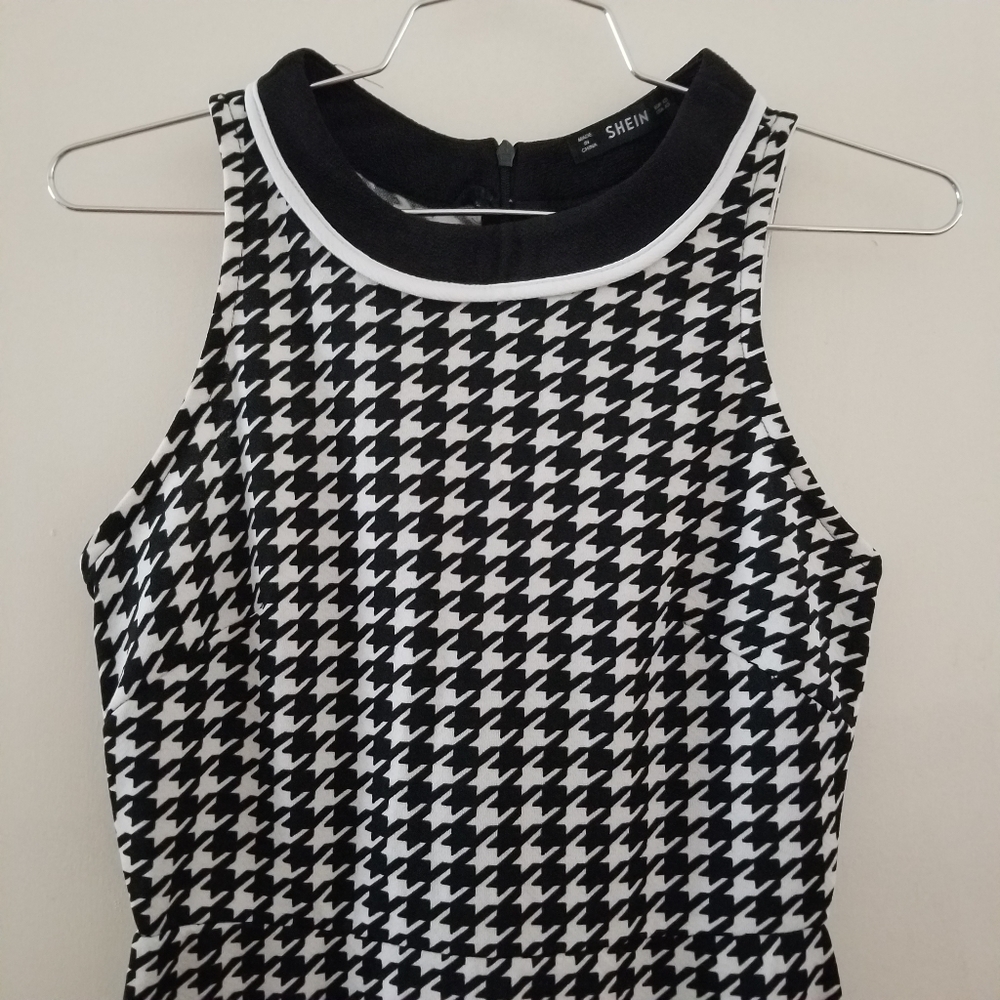 Houndstooth Black Contrast Scoop Neck Dress - Picture 3 of 6